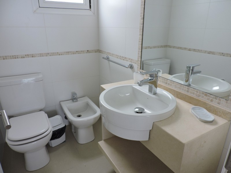 Departamento en alquiler y venta frente al mar